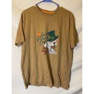 New NWT Mens Size XL St Patrick's Day Tshirt Shirt Denim & Flowers Bulldog Tan